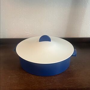 Tupperware Blue vegetable steamer, and rice cooker. Microwavable.